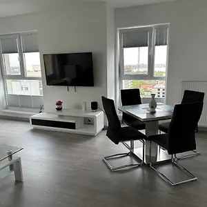 Fabulous Penthouse Lakeview W20 Бухарест