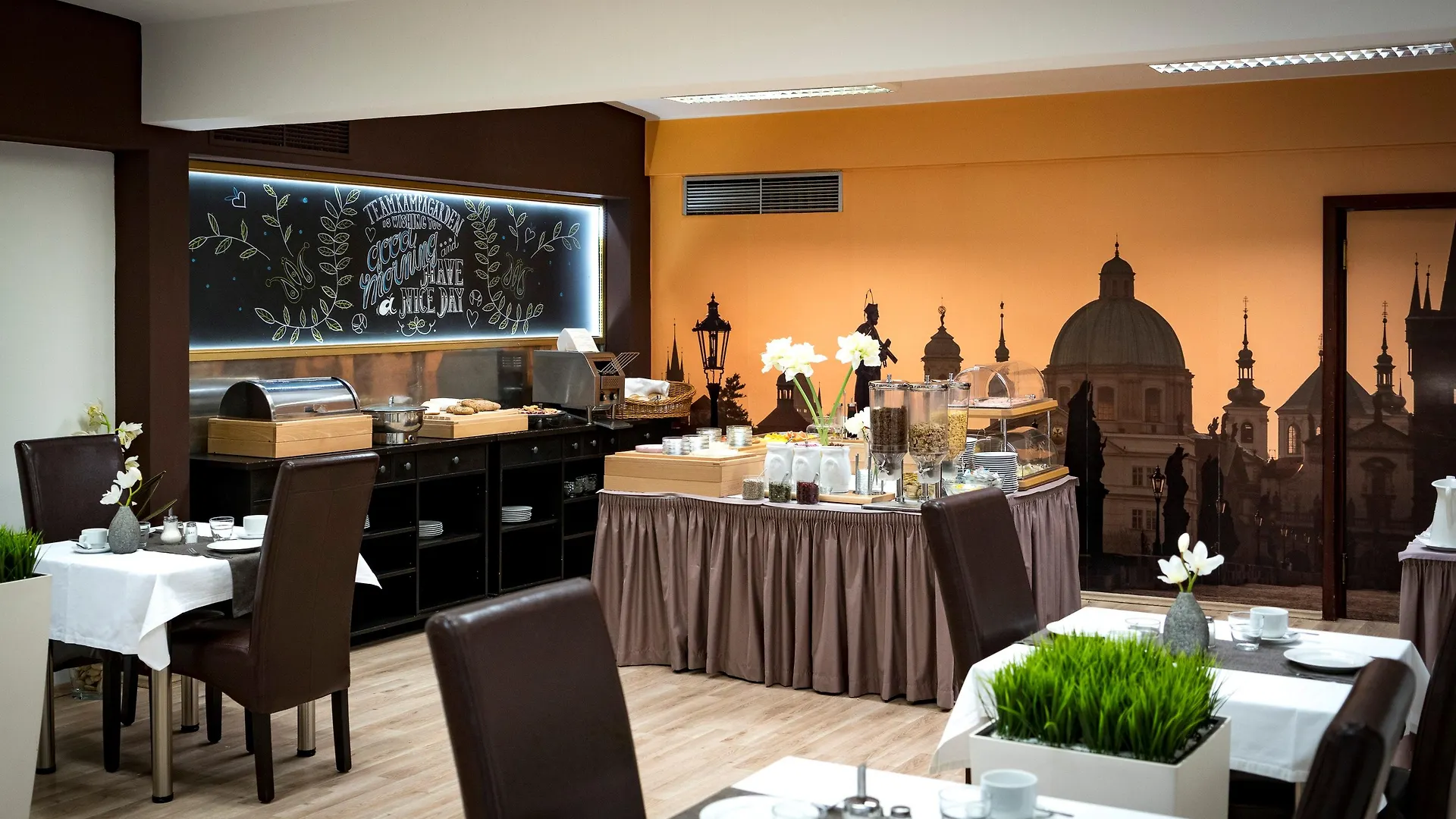 Pytloun Kampa Garden Hotel Prag