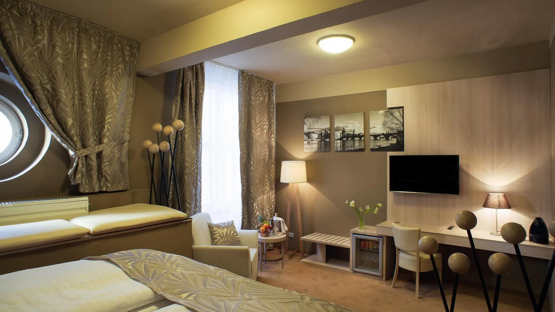 Pytloun Kampa Garden Hotel Prag