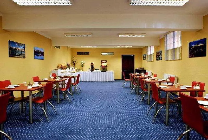 Pytloun Kampa Garden Hotel Прага