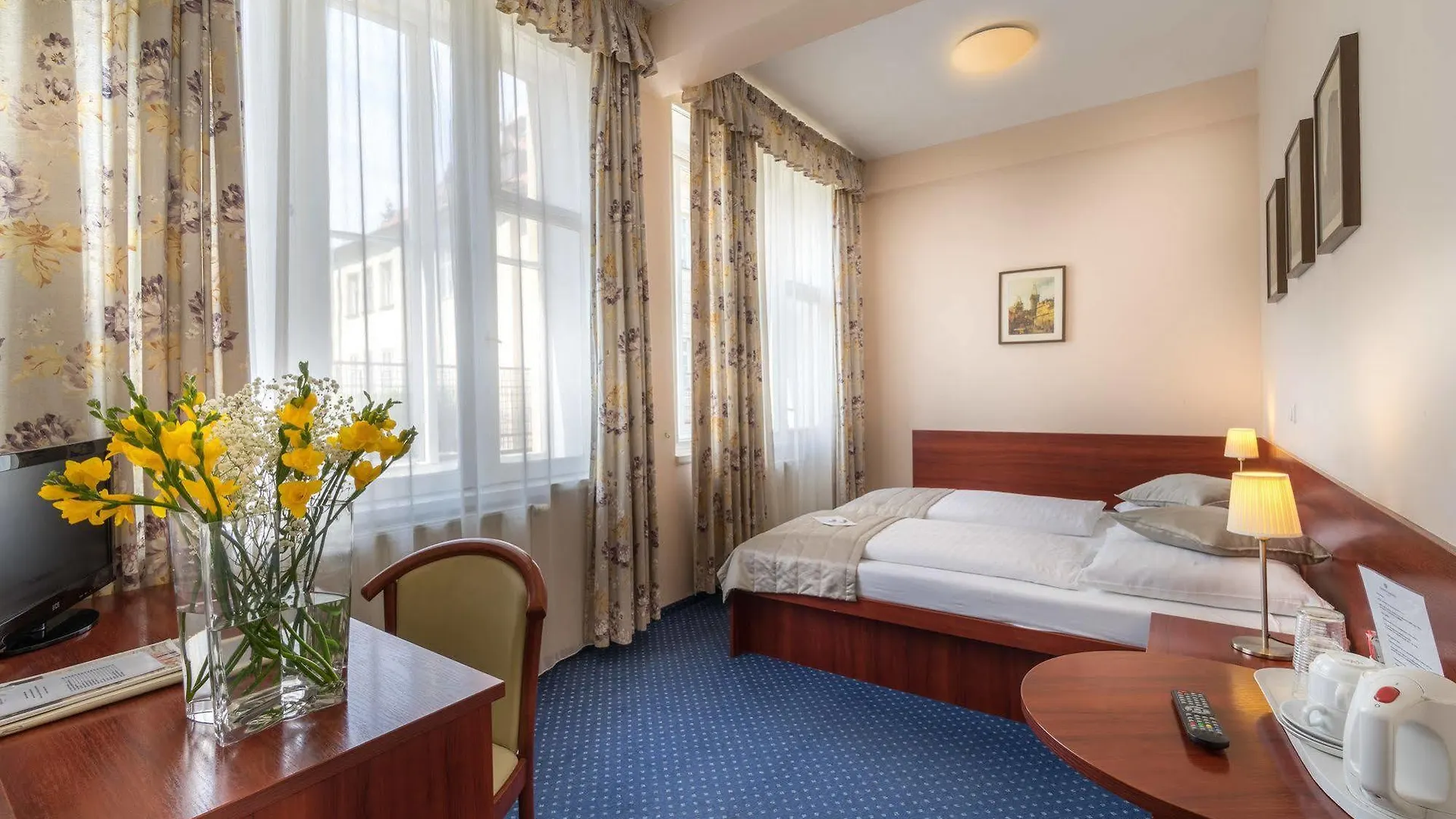 Pytloun Kampa Garden Hotel Прага