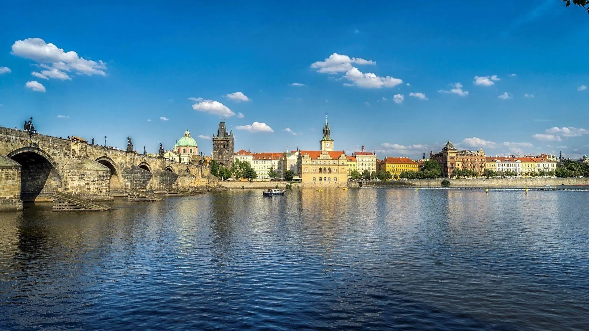 Pytloun Kampa Garden Hotel Прага